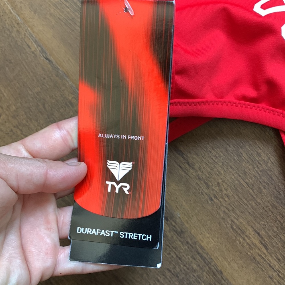 TYR NWT Guard Rev Diamondback Red/Navy Small One Piece Swimsuit Swim Durafast - Picture 6 of 10